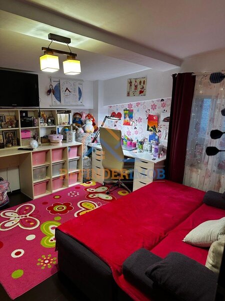 Salajan, apartament 2 camere de vanzare.