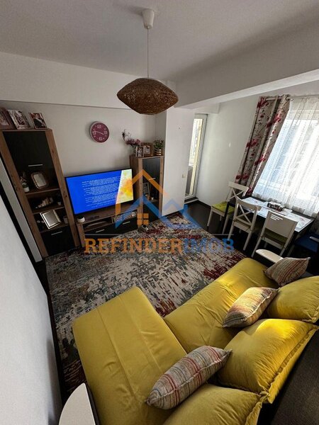 Salajan, apartament 2 camere de vanzare.